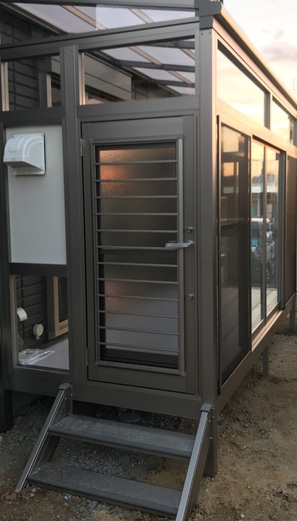 滋賀・野洲で加工したサンルーフ